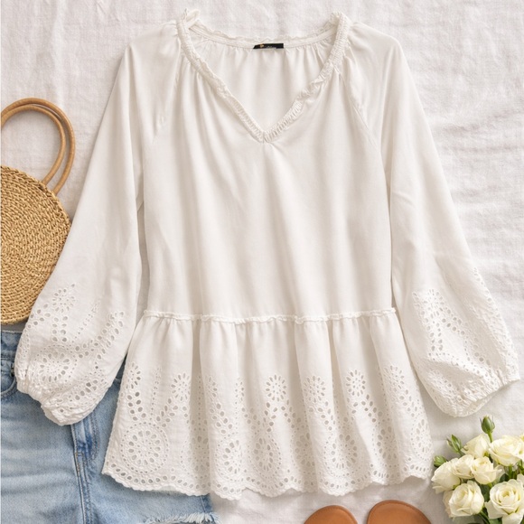 Spiaggia Dolce Tops - White Eyelet Lace Peplum Blouse Boho Cottagecore Flowy Top Size L